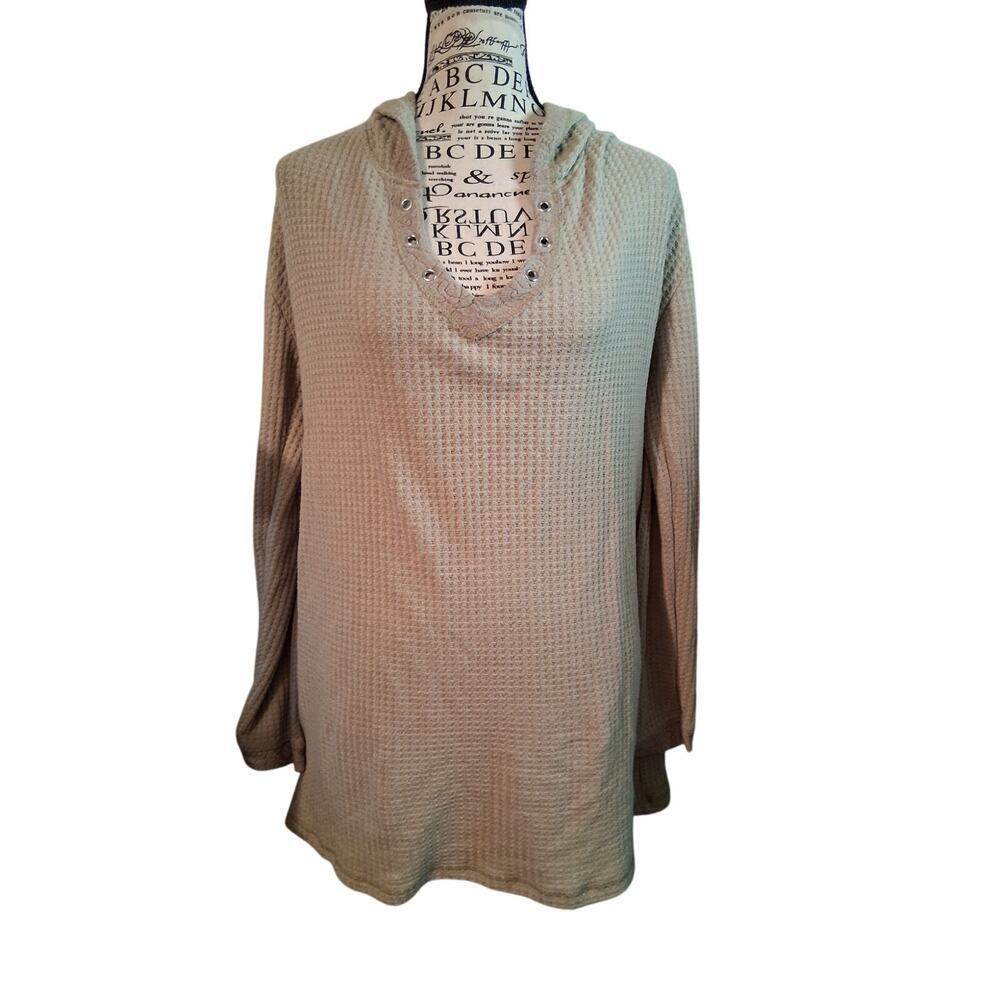 Kori America Vneck Large